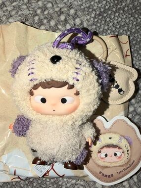 Ozai Where The Heart Lands Mini Plush Pendant- Taro Slowdown